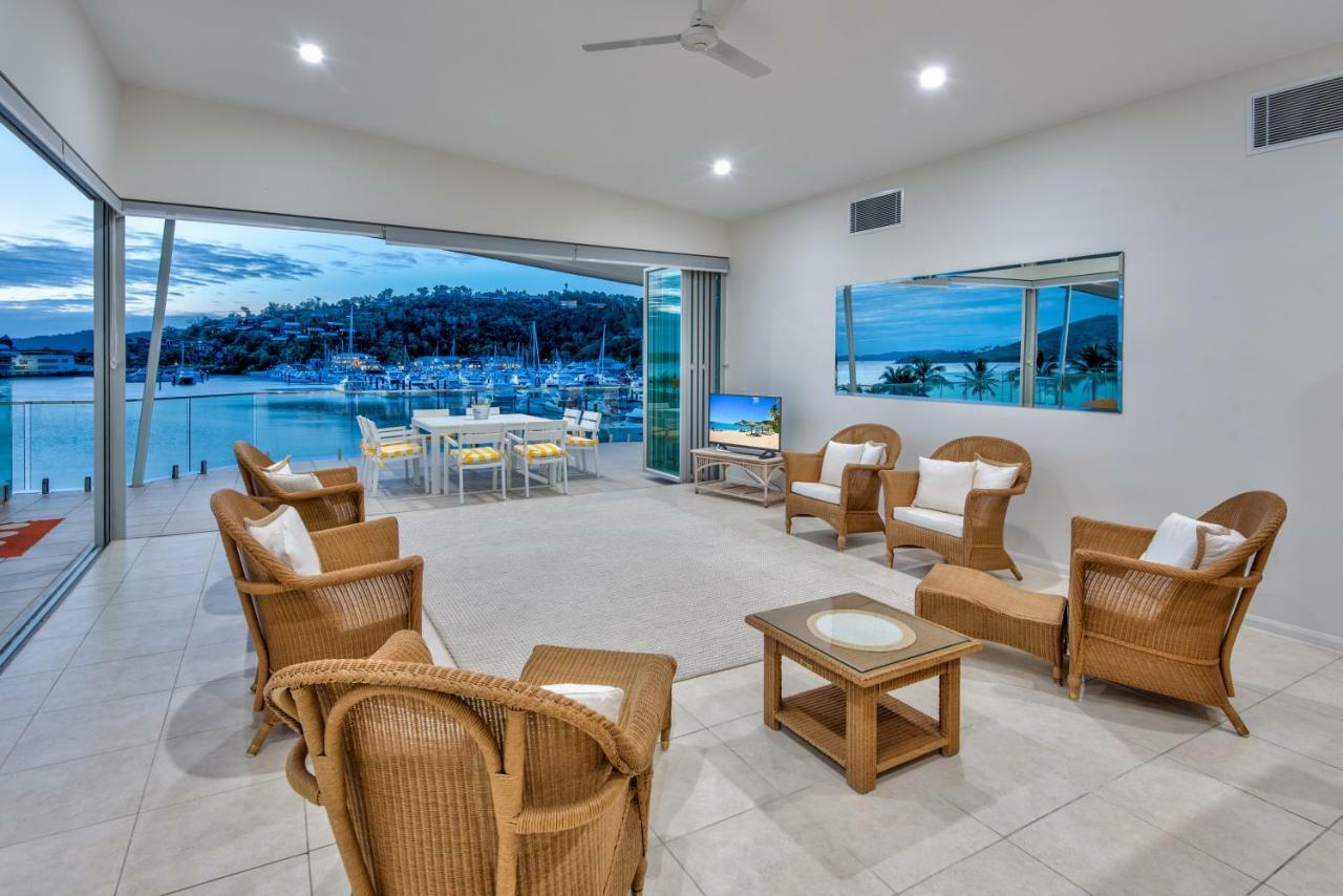 Pavillions Penthouse 25 - Luxury Waterfront Apartment With Private Roof Top Pool And Buggy Hamilton Island Exterior foto