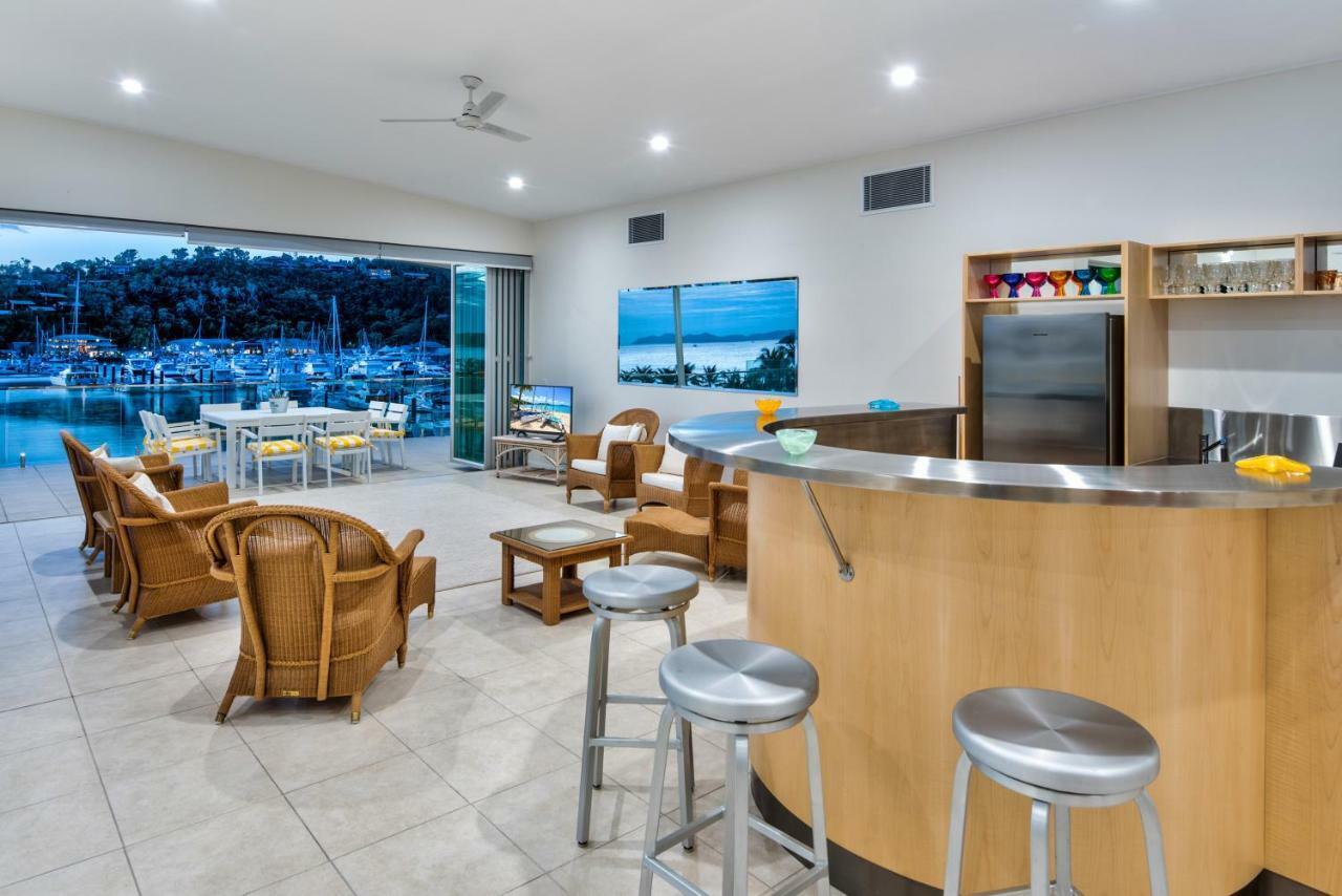 Pavillions Penthouse 25 - Luxury Waterfront Apartment With Private Roof Top Pool And Buggy Hamilton Island Exterior foto